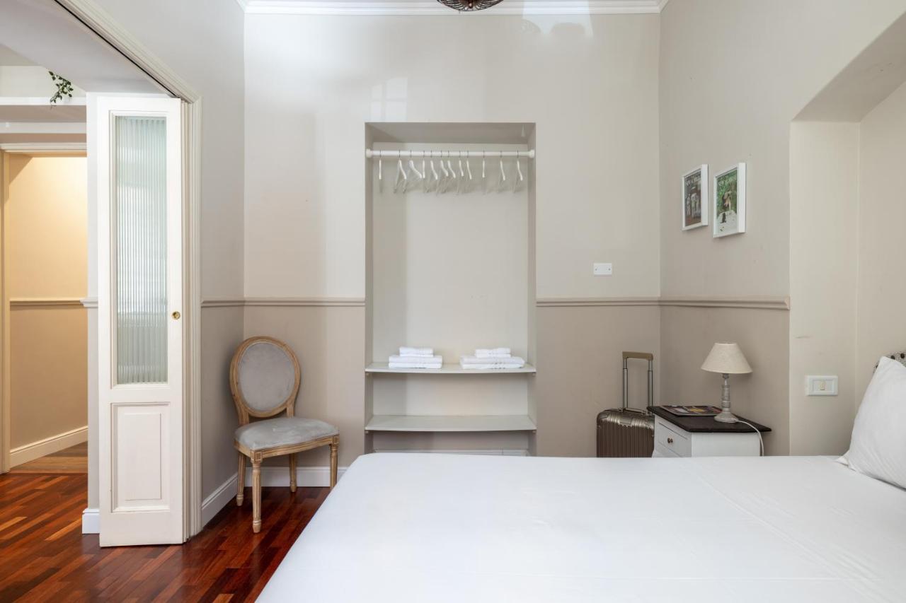 Charming Apartment With Patio A Few Steps From Colosseum Ngoại thất bức ảnh
