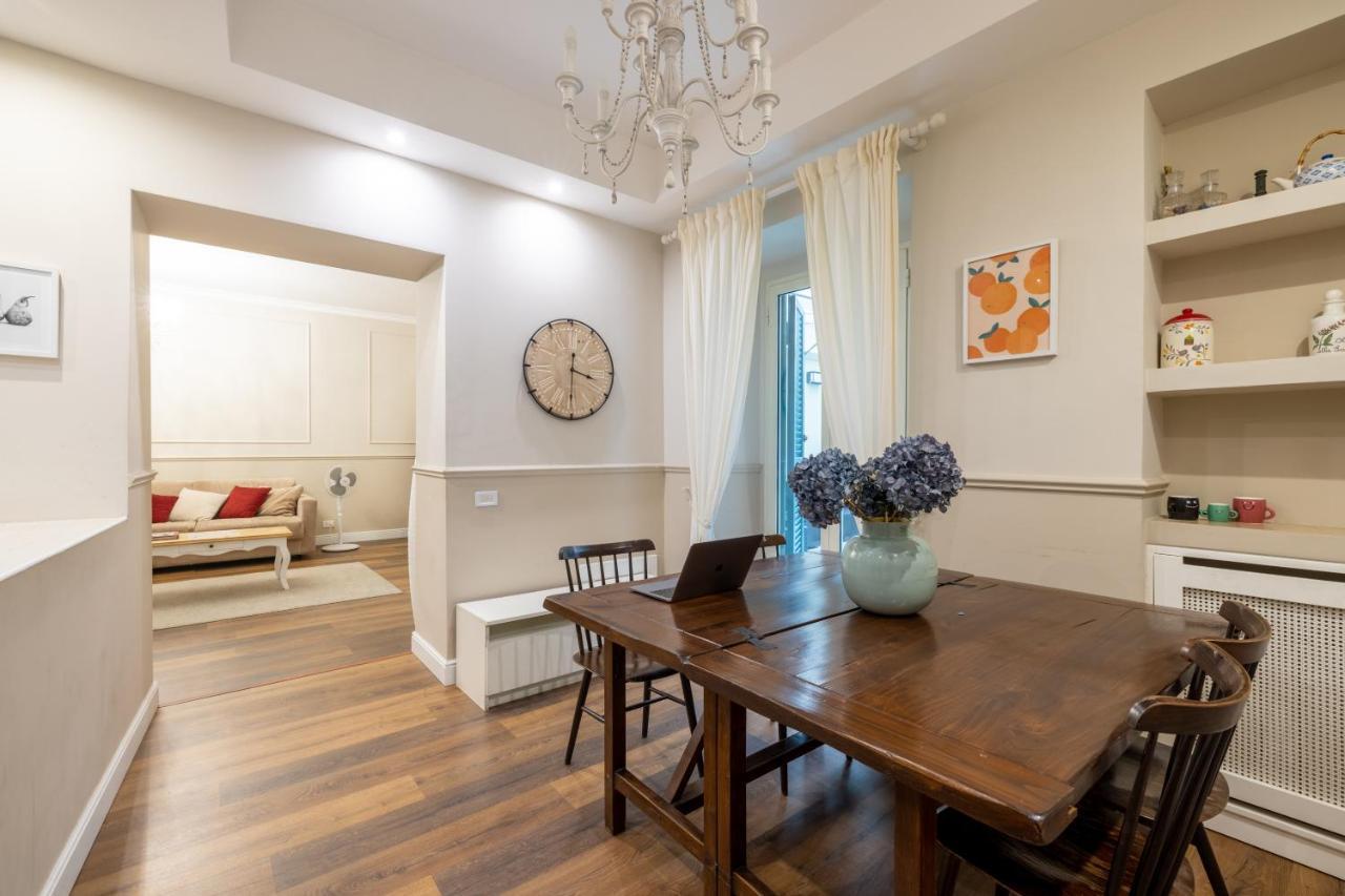 Charming Apartment With Patio A Few Steps From Colosseum Ngoại thất bức ảnh