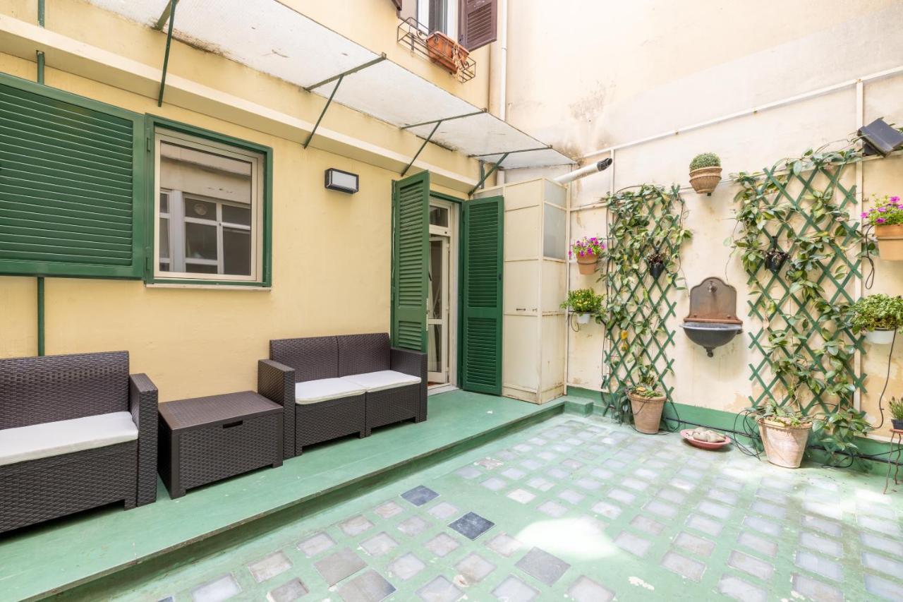 Charming Apartment With Patio A Few Steps From Colosseum Ngoại thất bức ảnh